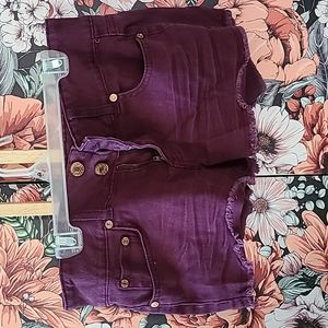 Deep purple short shorts